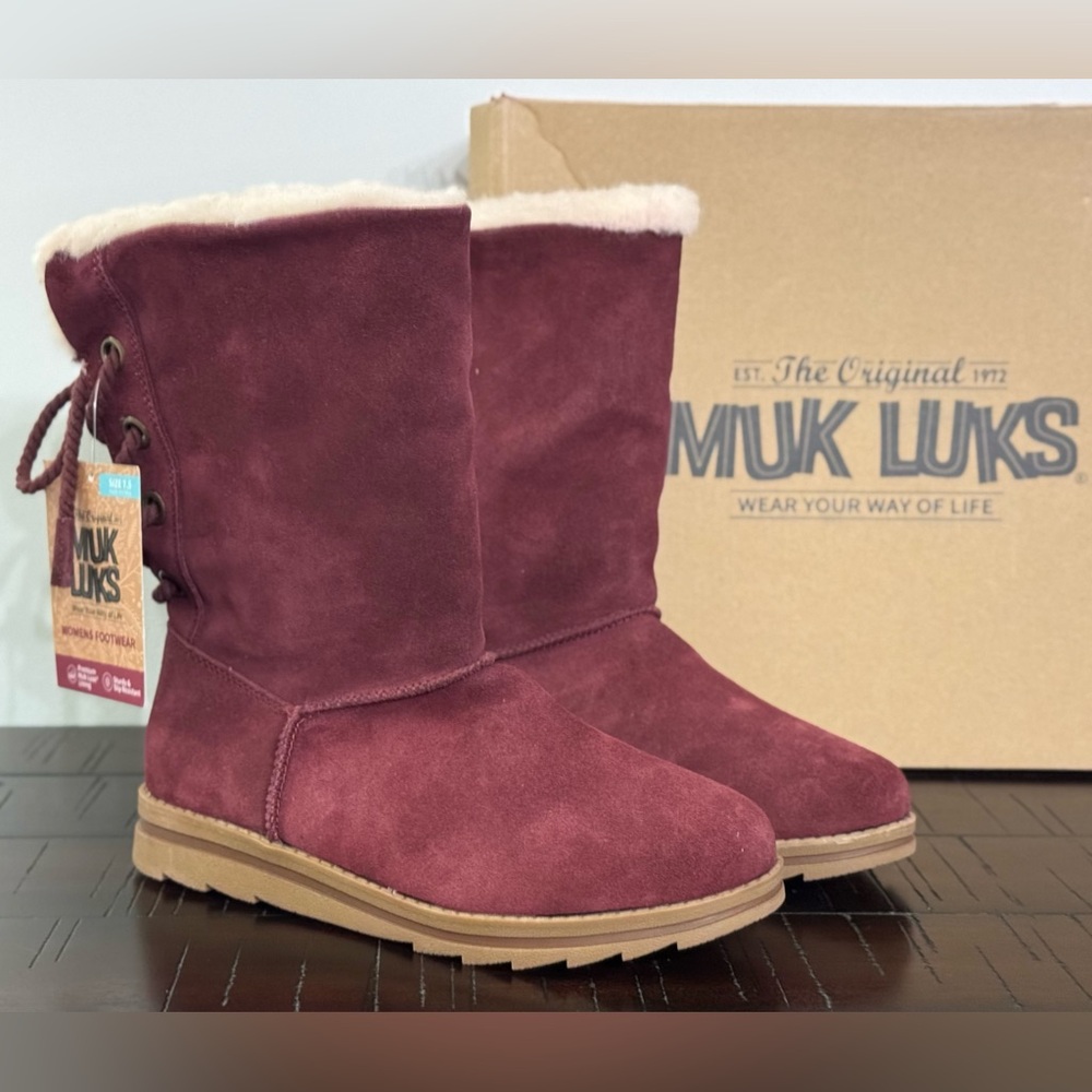 *NEW with Tags and Box* Muk Luks Ziggy Rodeo Boots, Size: 7.5, Color: Bordeaux